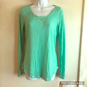 New long sleeve scoop neck burnout green T-shirt